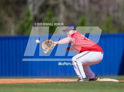Thumbnail 2 in South Panola vs. Central Hinds Academy photogallery.