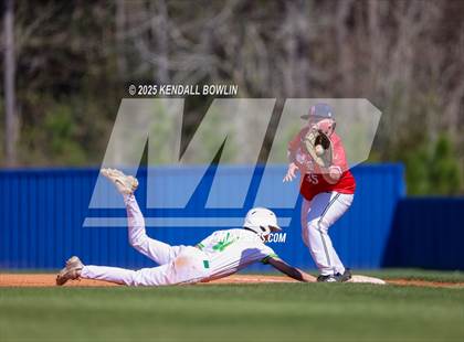 Thumbnail 3 in South Panola vs. Central Hinds Academy photogallery.