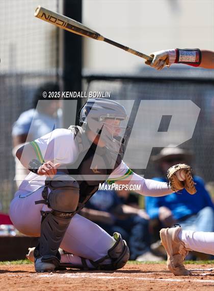 Thumbnail 3 in South Panola vs. Central Hinds Academy photogallery.