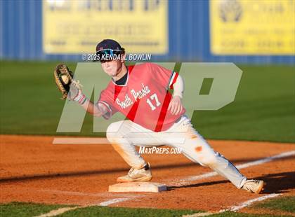 Thumbnail 3 in South Panola vs. Central Hinds Academy photogallery.