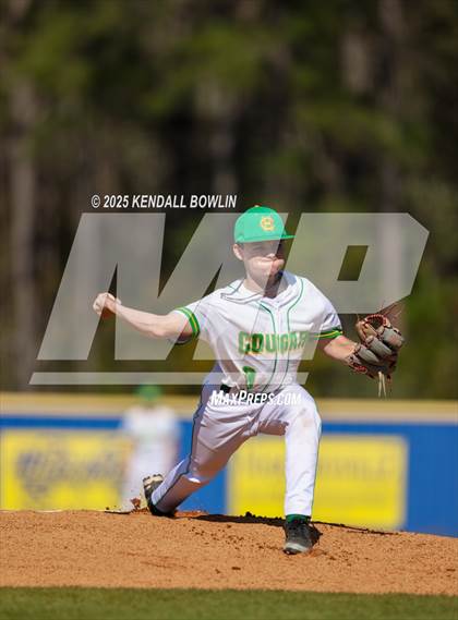 Thumbnail 2 in South Panola vs. Central Hinds Academy photogallery.