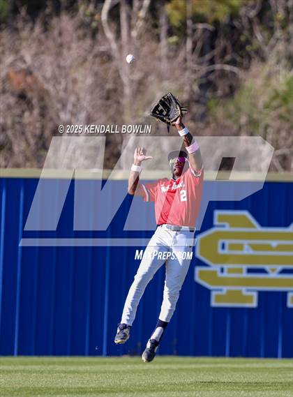 Thumbnail 3 in South Panola vs. Central Hinds Academy photogallery.