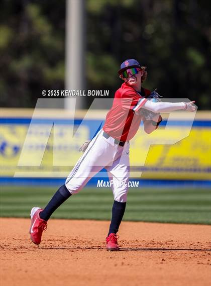 Thumbnail 3 in South Panola vs. Central Hinds Academy photogallery.