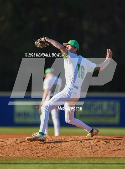 Thumbnail 3 in South Panola vs. Central Hinds Academy photogallery.