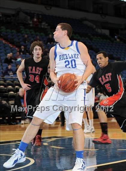 Thumbnail 1 in Rice Lake vs. Duluth East photogallery.