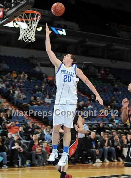 Thumbnail 1 in Rice Lake vs. Duluth East photogallery.