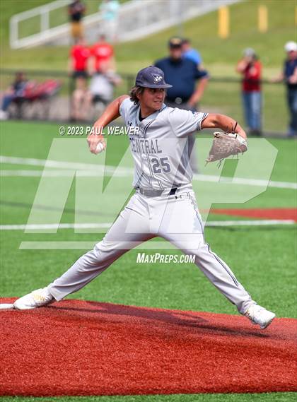 Thumbnail 2 in Central Columbia vs Mount Carmel (PIAA District IV Class AAA Semi-final) photogallery.