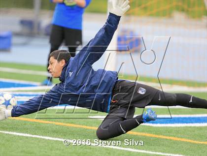 Thumbnail 3 in Cathedral Catholic vs. San Pasqual (CIF SDS Open Division Final) photogallery.