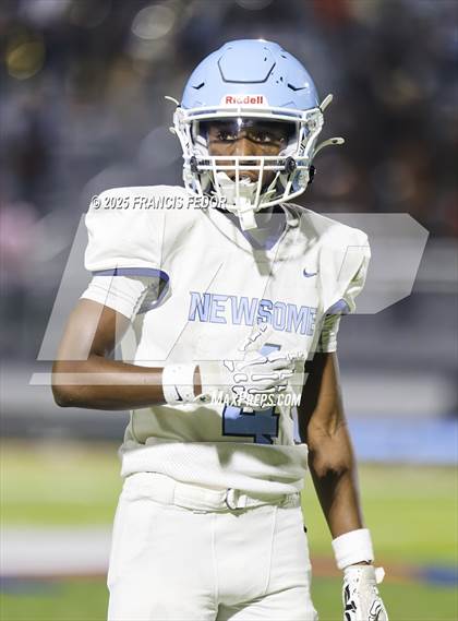 Thumbnail 2 in JV: Newsome @ Morgan photogallery.