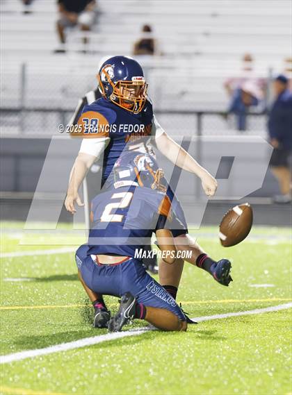Thumbnail 1 in JV: Newsome @ Morgan photogallery.