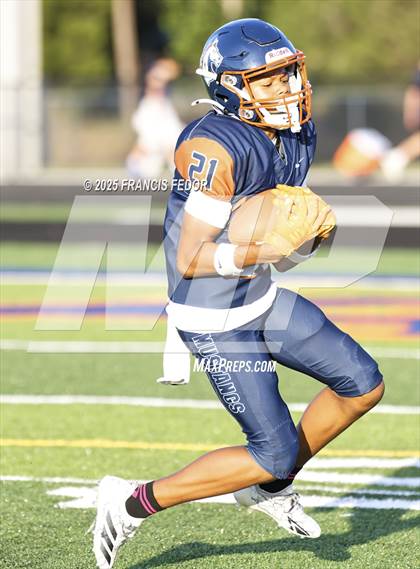 Thumbnail 1 in JV: Newsome @ Morgan photogallery.