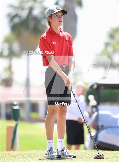 Thumbnail 3 in Metro Invitational Golf Tournament photogallery.