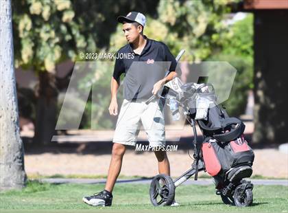 Thumbnail 3 in Metro Invitational Golf Tournament photogallery.