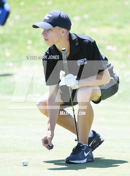 Thumbnail 3 in Metro Invitational Golf Tournament photogallery.