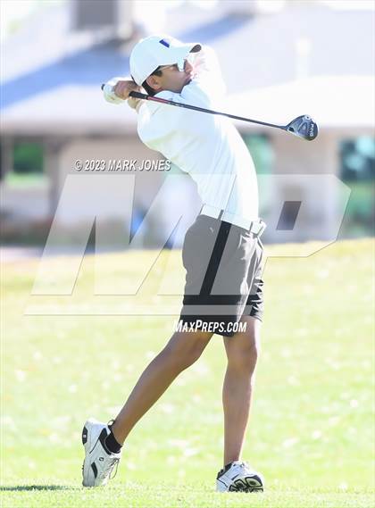 Thumbnail 2 in Metro Invitational Golf Tournament photogallery.