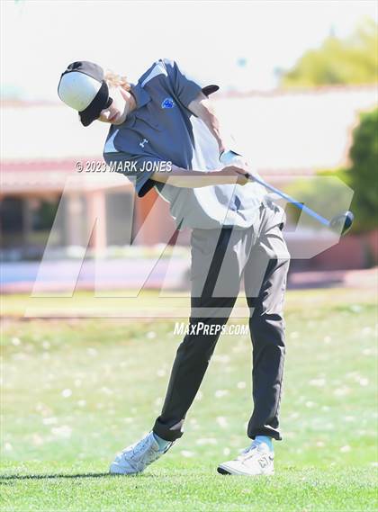 Thumbnail 2 in Metro Invitational Golf Tournament photogallery.