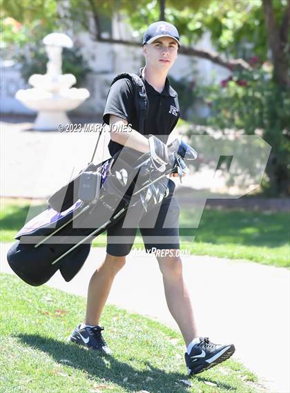 Thumbnail 2 in Metro Invitational Golf Tournament photogallery.