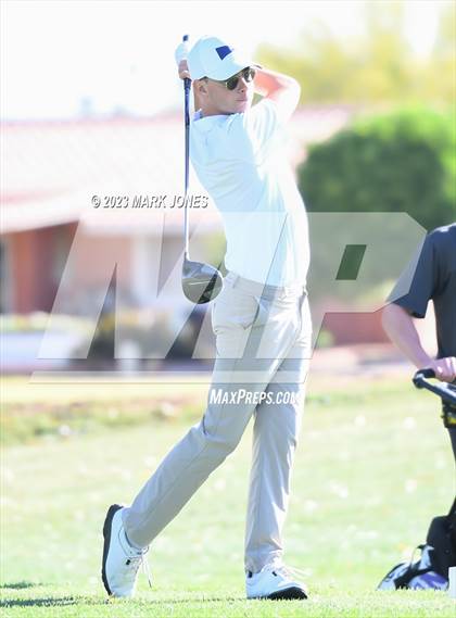Thumbnail 2 in Metro Invitational Golf Tournament photogallery.