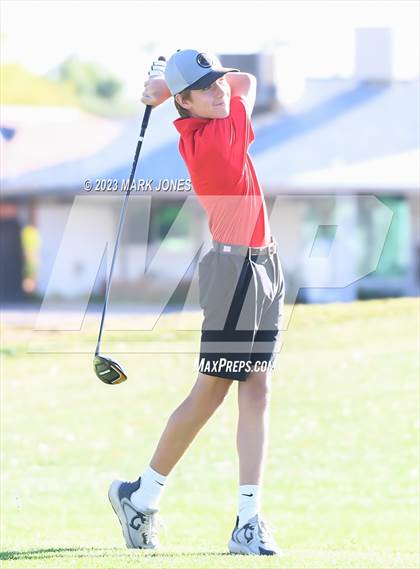 Thumbnail 2 in Metro Invitational Golf Tournament photogallery.