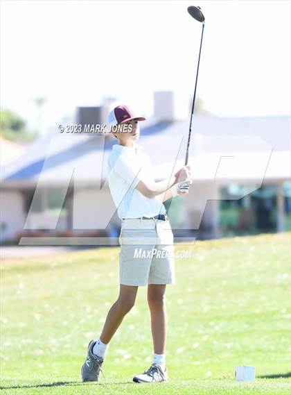 Thumbnail 3 in Metro Invitational Golf Tournament photogallery.