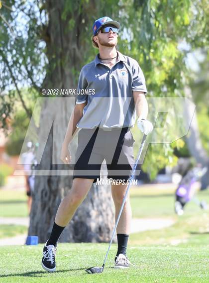 Thumbnail 2 in Metro Invitational Golf Tournament photogallery.