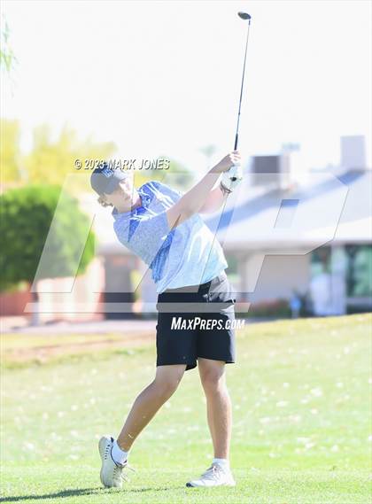 Thumbnail 2 in Metro Invitational Golf Tournament photogallery.