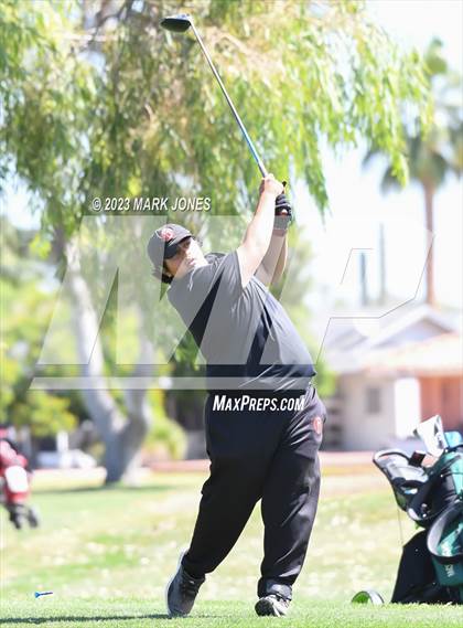 Thumbnail 2 in Metro Invitational Golf Tournament photogallery.