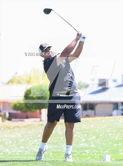 Thumbnail 2 in Metro Invitational Golf Tournament photogallery.