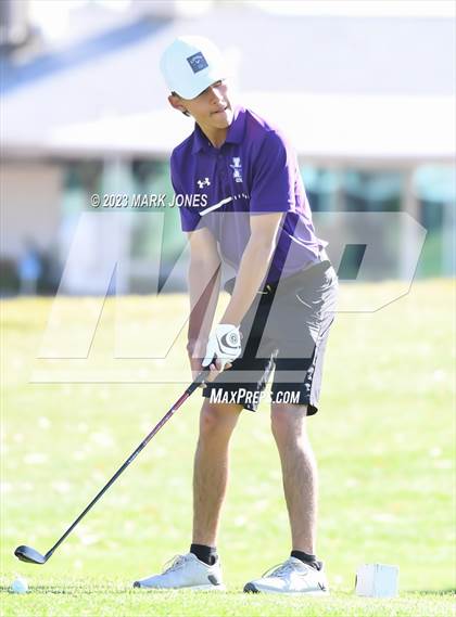 Thumbnail 3 in Metro Invitational Golf Tournament photogallery.