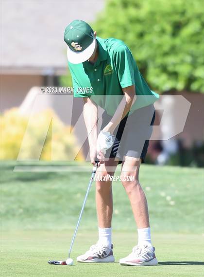 Thumbnail 3 in Metro Invitational Golf Tournament photogallery.