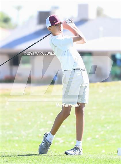 Thumbnail 3 in Metro Invitational Golf Tournament photogallery.