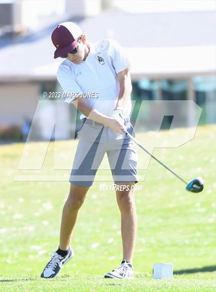 Thumbnail 3 in Metro Invitational Golf Tournament photogallery.