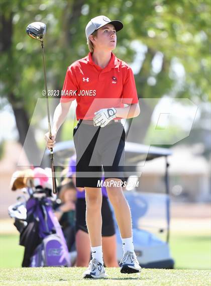 Thumbnail 2 in Metro Invitational Golf Tournament photogallery.