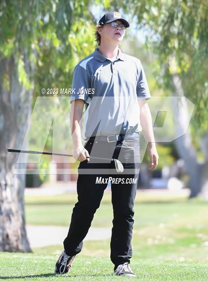 Thumbnail 2 in Metro Invitational Golf Tournament photogallery.