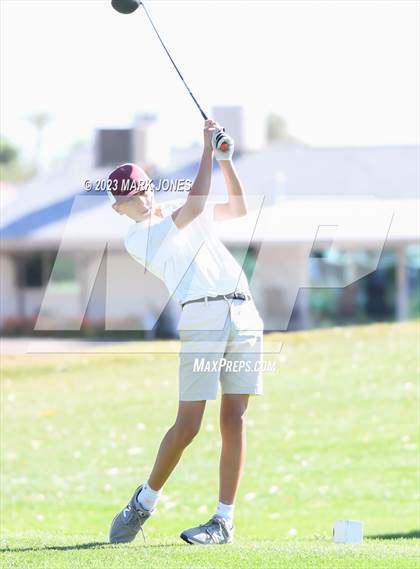 Thumbnail 2 in Metro Invitational Golf Tournament photogallery.