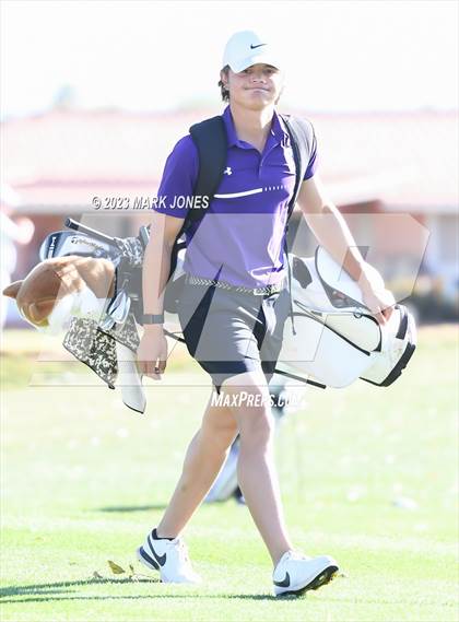Thumbnail 3 in Metro Invitational Golf Tournament photogallery.