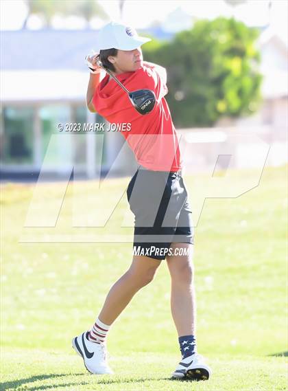 Thumbnail 3 in Metro Invitational Golf Tournament photogallery.