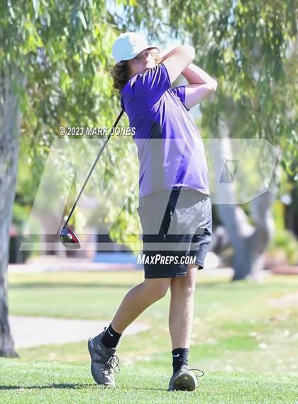 Thumbnail 3 in Metro Invitational Golf Tournament photogallery.