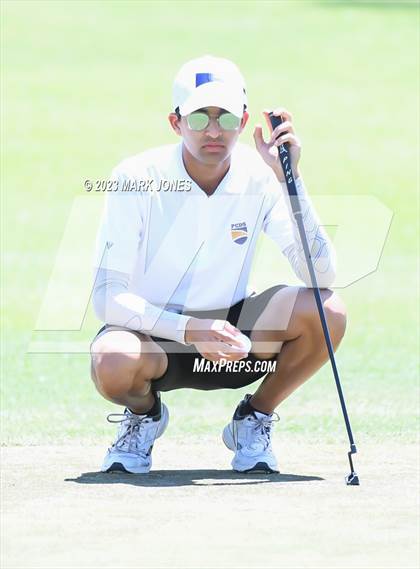 Thumbnail 3 in Metro Invitational Golf Tournament photogallery.