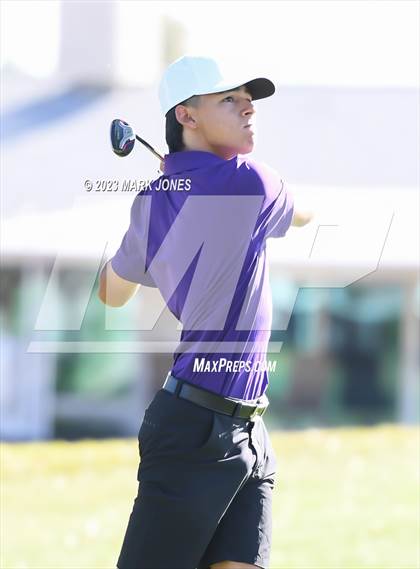 Thumbnail 2 in Metro Invitational Golf Tournament photogallery.