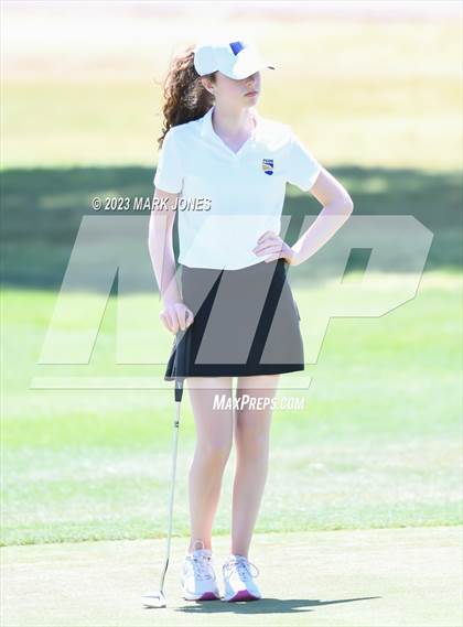 Thumbnail 3 in Metro Invitational Golf Tournament photogallery.