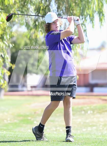 Thumbnail 2 in Metro Invitational Golf Tournament photogallery.