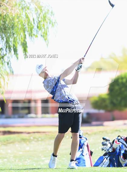 Thumbnail 1 in Metro Invitational Golf Tournament photogallery.