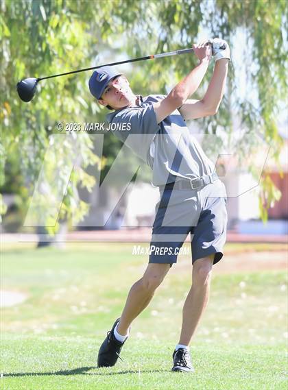 Thumbnail 3 in Metro Invitational Golf Tournament photogallery.