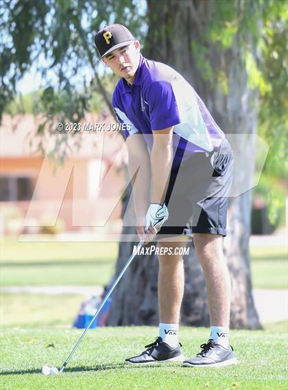 Thumbnail 2 in Metro Invitational Golf Tournament photogallery.