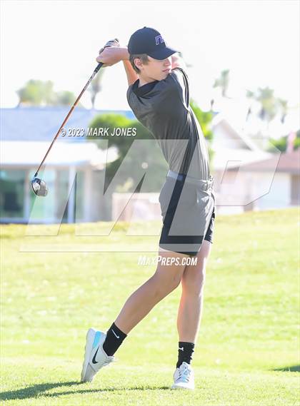 Thumbnail 3 in Metro Invitational Golf Tournament photogallery.