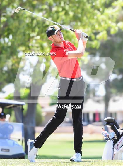 Thumbnail 2 in Metro Invitational Golf Tournament photogallery.