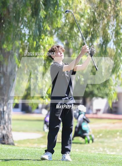 Thumbnail 3 in Metro Invitational Golf Tournament photogallery.