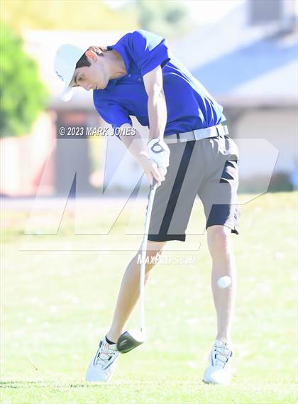 Thumbnail 3 in Metro Invitational Golf Tournament photogallery.