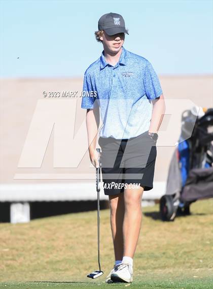 Thumbnail 2 in Metro Invitational Golf Tournament photogallery.